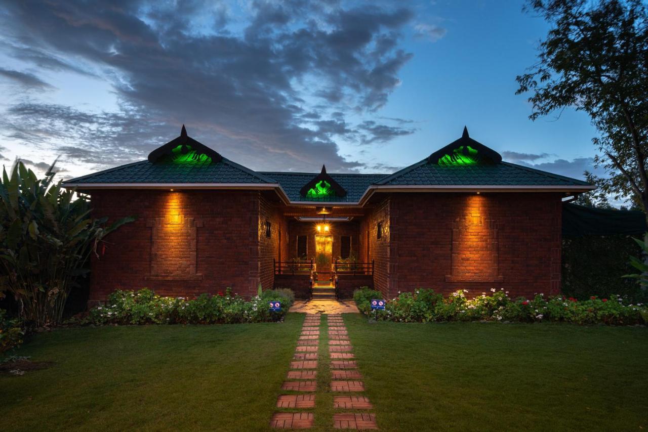 Fun Retreat Resort, Hotel And Ayurveda Spa 아루샤 외부 사진