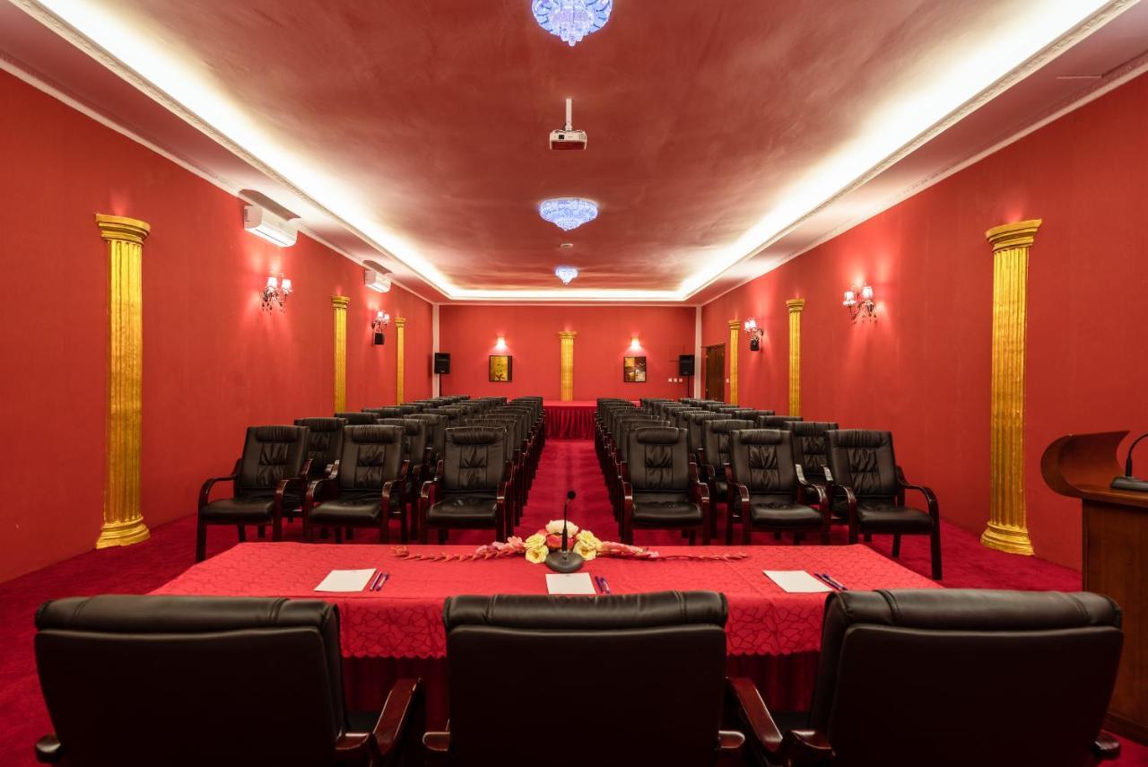 Fun Retreat Resort, Hotel And Ayurveda Spa 아루샤 외부 사진
