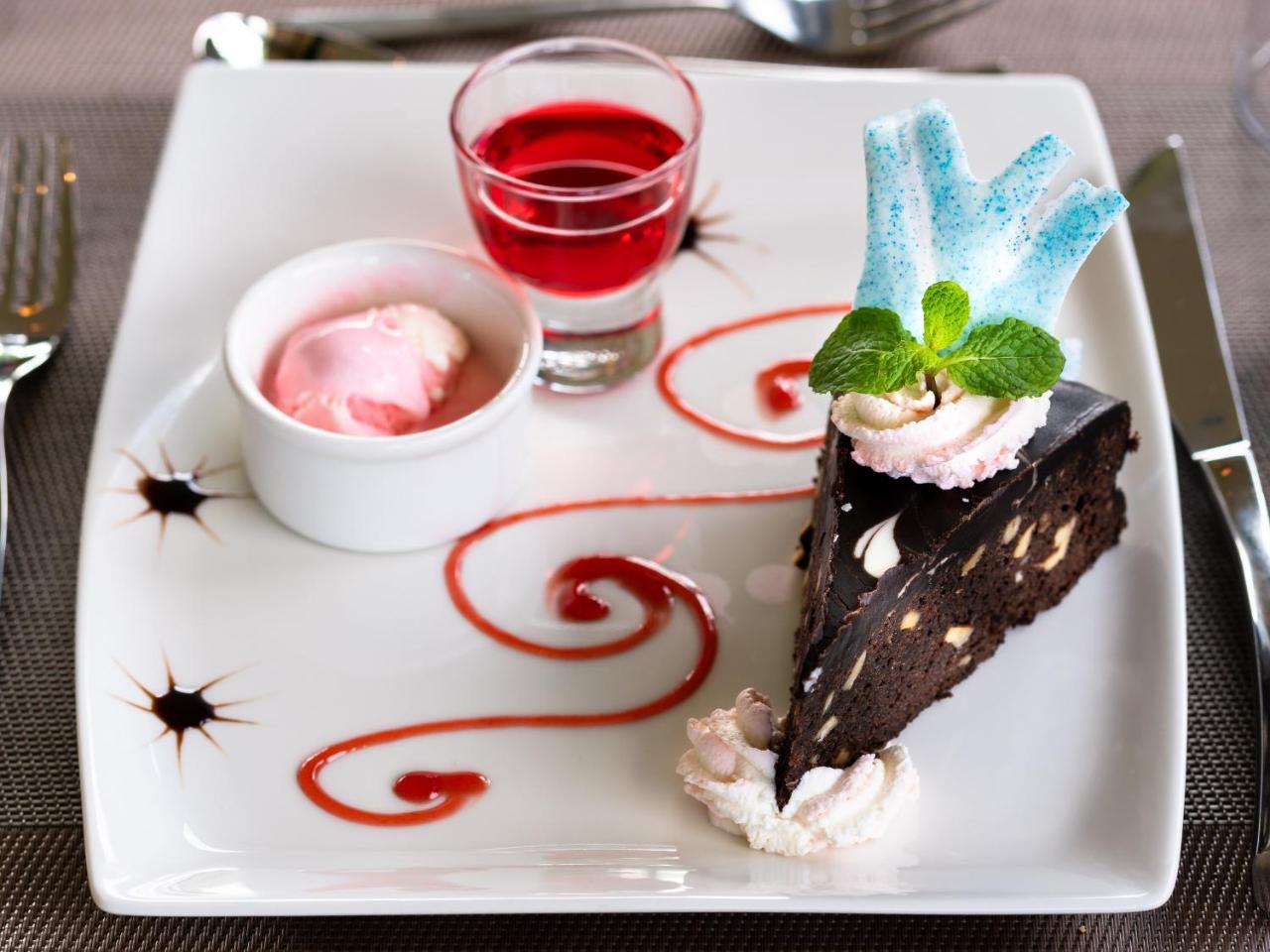 Fun Retreat Resort, Hotel And Ayurveda Spa 아루샤 외부 사진